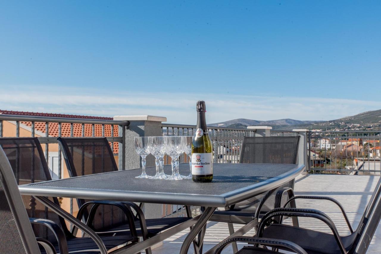 Apartments Zilic Kastel Stari ภายนอก รูปภาพ