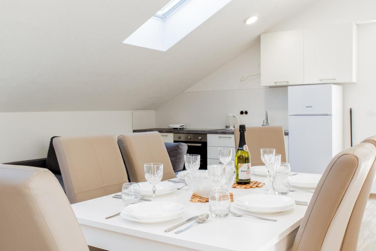 Apartments Zilic Kastel Stari ภายนอก รูปภาพ