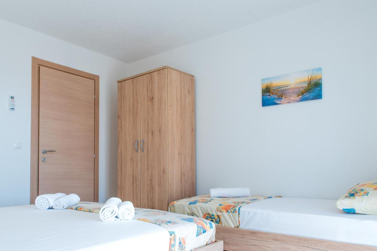 Apartments Zilic Kastel Stari ภายนอก รูปภาพ